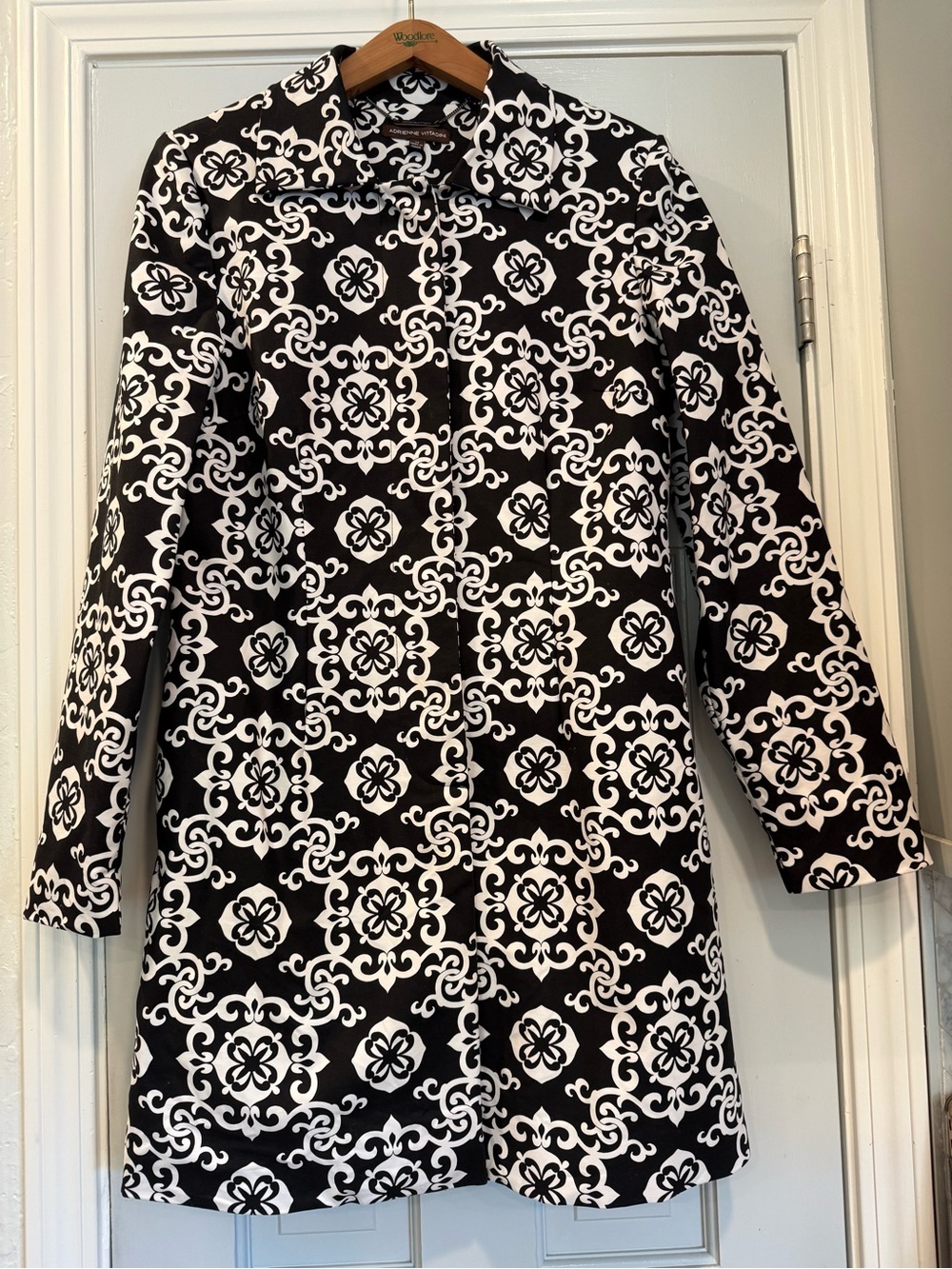 Adrienne Vittandini Blanc Noir trench coat size Medium